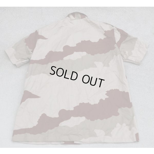 画像2: フランス軍 半袖シャツ デザートCCE迷彩 徽章用ベルクロ付41/42新品