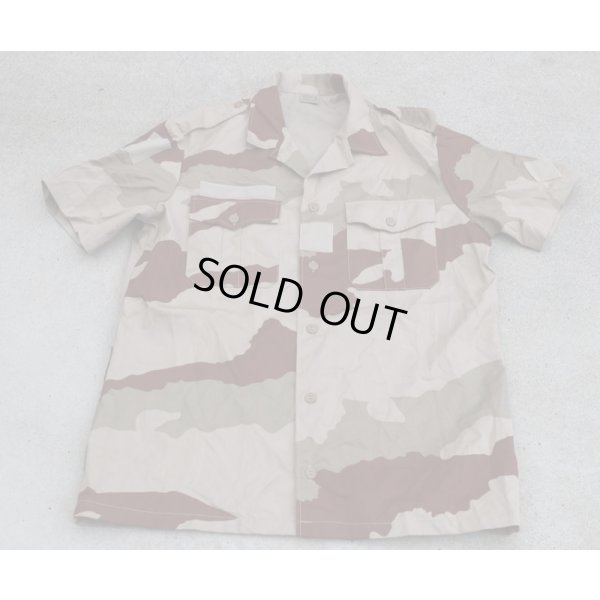 画像1: フランス軍 半袖シャツ デザートCCE迷彩 徽章用ベルクロ付41/42新品