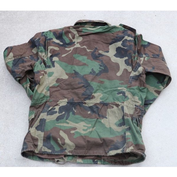 画像2: クロアチア軍M65型フィールドジャケット ウッドランド迷彩52