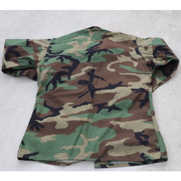 画像2: サウジアラビア軍 空軍プロパーBDUジャケット ウッドランド迷彩MEDIUM-LONG新品