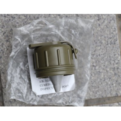 画像2: 米軍プラスチック製キャンティーン用ガスマスク対応キャップ新品
