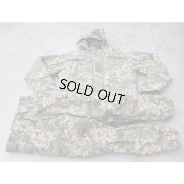 画像1: ウクライナ軍日本人義勇兵放出ウクライナ軍 防寒服上下セットMM14迷彩46-2