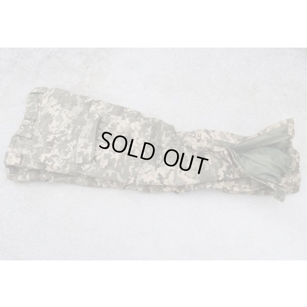 画像8: ウクライナ軍日本人義勇兵放出ウクライナ軍 防寒服上下セットMM14迷彩46-2