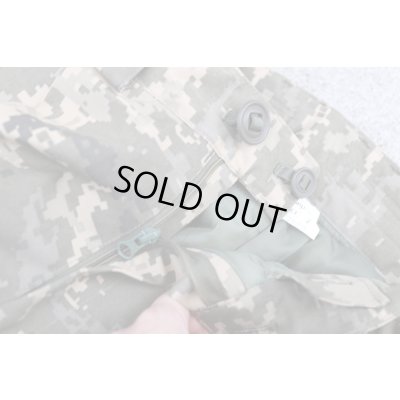 画像9: ウクライナ軍日本人義勇兵放出ウクライナ軍 防寒服上下セットMM14迷彩46-2