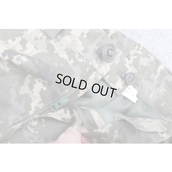 画像9: ウクライナ軍日本人義勇兵放出ウクライナ軍 防寒服上下セットMM14迷彩46-2