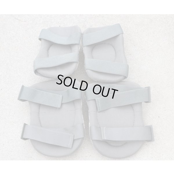 画像2: 米軍マクガイアニコルス製ニーパッド・エルボーパッドUCP迷彩(ACU迷彩)セット新品