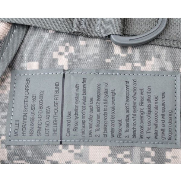 画像3: 米軍MOLLEII HYDRAMAXハイドレーションパック後期型UCP迷彩(ACU迷彩)ブラダー付き新品