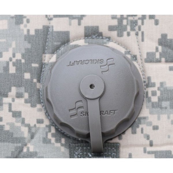 画像4: 米軍MOLLEII HYDRAMAXハイドレーションパック後期型UCP迷彩(ACU迷彩)ブラダー付き新品