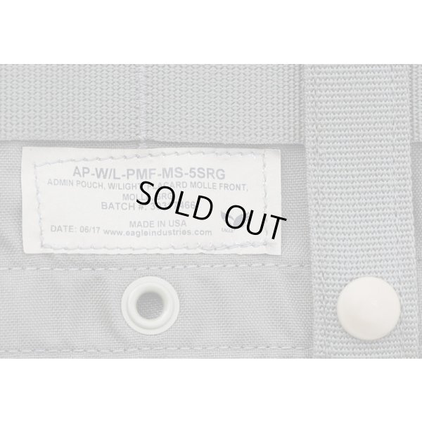 画像4: 米軍放出イーグル フラッシュライトポーチ付きアドミンポーチRG(500Dナイロン製)