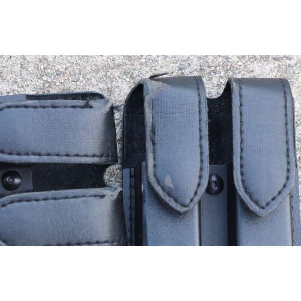 画像4:  米法執行機関放出サファリランド77デューティダブルピストルマガジンポーチ グロック17・グロック22用