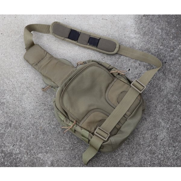 画像2: 5.11 RUSH MOAB6ショルダーバッグ サンドストーン