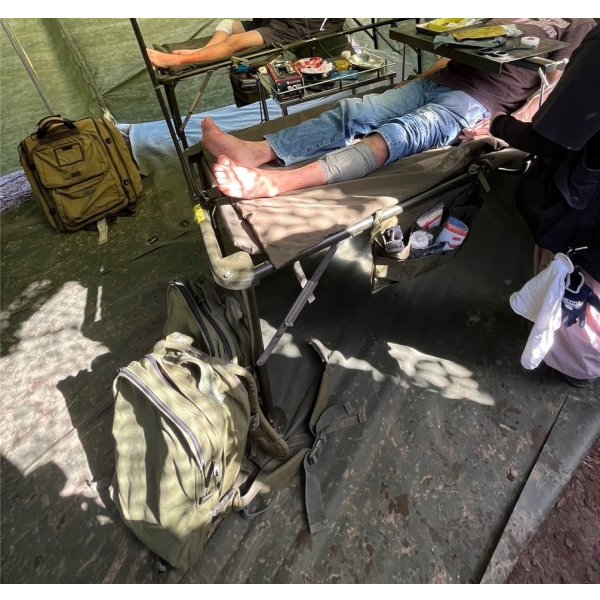 画像16: 米軍放出ブラックホーク スペシャルオペレーションズ メディカルバックパック旧仕様OD