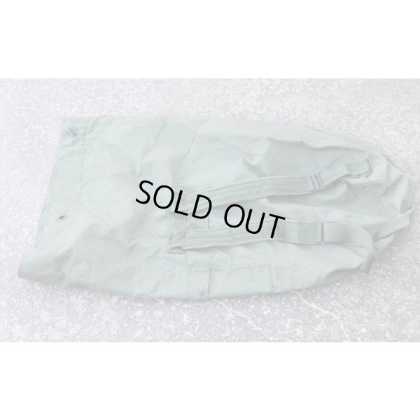 画像2: 米軍ナイロン製ダッフルバッグ