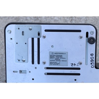 画像8: モトローラNTN4796A充電器