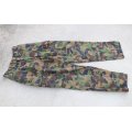 スイス軍パンツTAZ90迷彩40 80