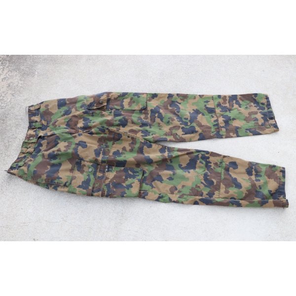 画像1: スイス軍パンツTAZ90迷彩40 80