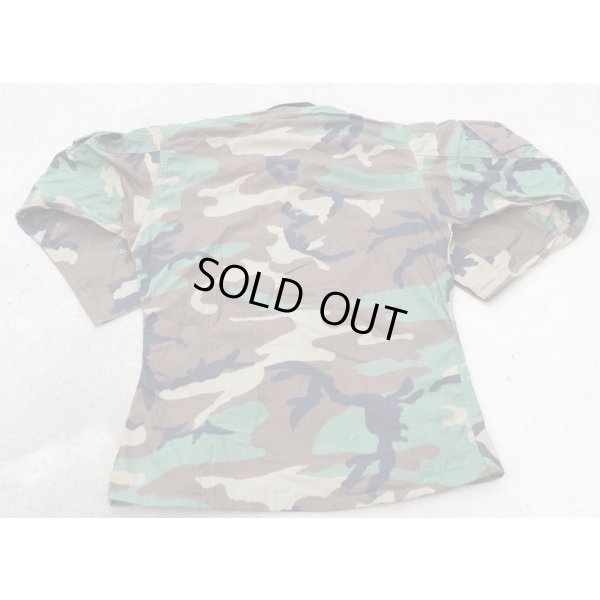 画像3: 米軍放出カスタム ウッドランド迷彩BDUジャケットSMALL-REGULAR新品