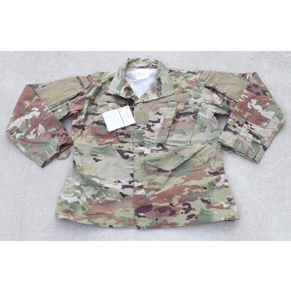 画像1: 米軍女性用FR-ACUジャケットOCPスコーピオンW2迷彩 新品
