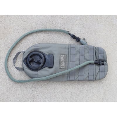 画像1: 米軍放出キャメルバックSTORMハイドレーションシステムFGブラダー付