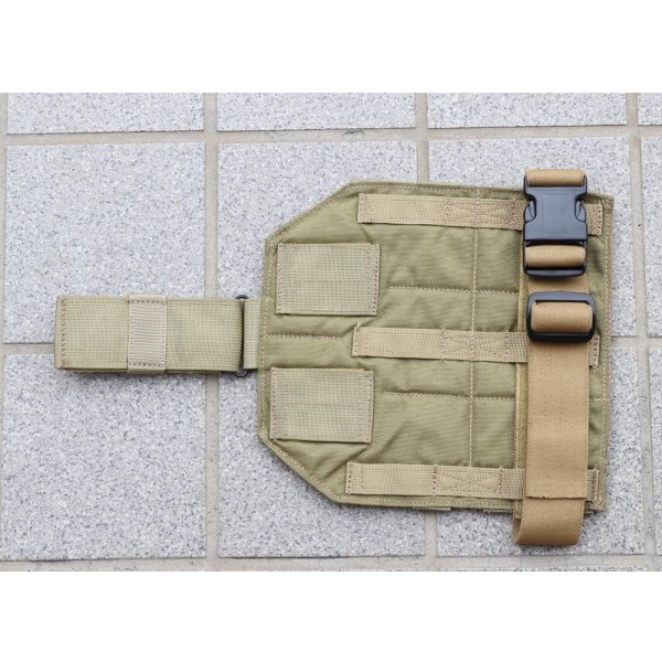 画像2:  米軍イーグルMLCSレッグパネル黒ファスロット カーキ