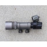 米軍シュアファイアM951フラッシュライトGen2