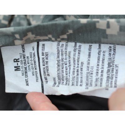 画像5: 米軍ECWCS Gen3 LV6ゴアテックスパーカーUCP迷彩(ACU迷彩)MEDIUM-REGULAR