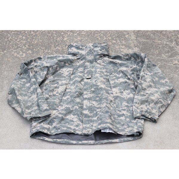 画像3: 米軍ECWCS Gen3 LV6ゴアテックスパーカーUCP迷彩(ACU迷彩)MEDIUM-REGULAR