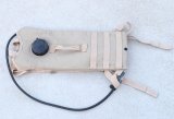 米軍MOLLEII HYDRAMAXハイドレーションパック タン ブラダー付き新品