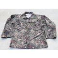 韓国軍 戦闘服ジャケット 韓国陸軍デジタル迷彩105-168-M海軍パッチ付き