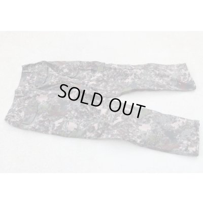 画像2:  韓国軍 戦闘服パンツ 韓国陸軍デジタル迷彩 新品?