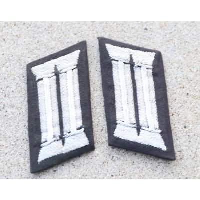 画像1: NVA(東ドイツ軍)陸軍士官用襟章2枚セット新品