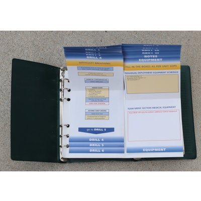 画像6: 英軍陸軍バインダー入りCBRN・負傷者救護マニュアル