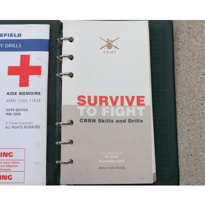 画像7: 英軍陸軍バインダー入りCBRN・負傷者救護マニュアル