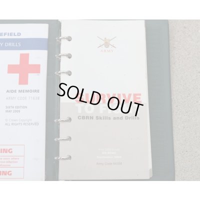 画像7: 英軍陸軍バインダー入りCBRN・負傷者救護マニュアル