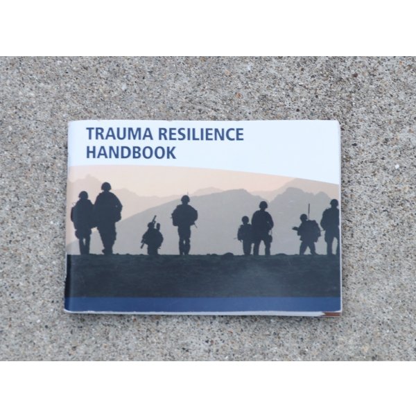 画像1: 英軍トラウマ回復力マニュアル