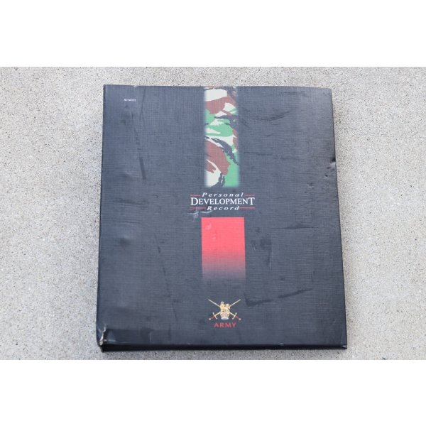 画像2: 英軍陸軍個人発展記録ファイル