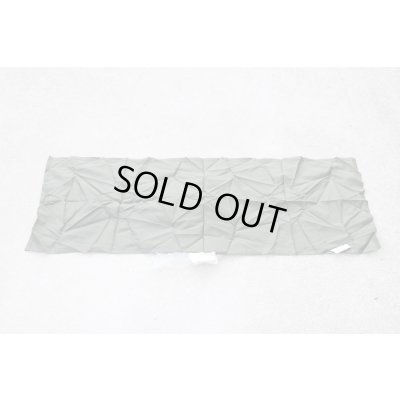 画像2: 英軍スカーフ・バンダナOD新品