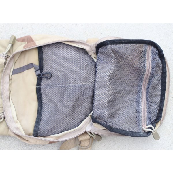 画像4: 米軍放出キャメルバックAMBUSHハイドレーションパック3Cデザート迷彩