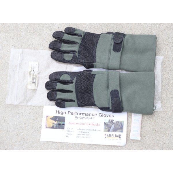 画像1:  米軍放出キャメルバックMAX GRIPコンバットグローブ ロングタイプ セージグリーンSMALL新品