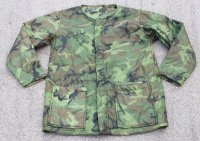 米軍ベトナム戦争ローカルメイド品ポンチョライナージャケットERDLグリーンリーフ迷彩