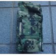 画像2: 米軍イーグル ベルトループ式スモークグレネードポーチAOR2迷彩 新品 (2)