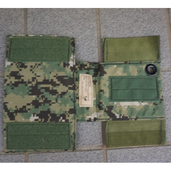 画像2: 米軍イーグルAOR2迷彩ナイトビジョンインサート新品 (2)