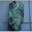 画像1: 米軍イーグル ベルトループ式スモークグレネードポーチAOR2迷彩 新品 (1)