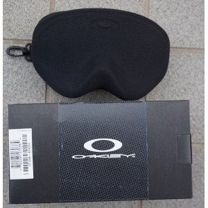 画像: 米軍放出OAKLEYゴーグルケース新品