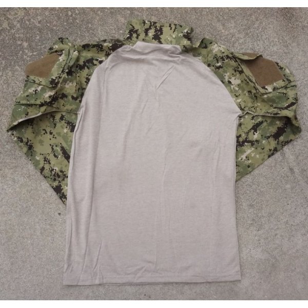 画像2: 米軍放出CRYE/DRIFIRE製AOR2迷彩コンバットシャツ新品 (2)