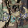画像3: 米軍 米空軍戦略航空軍団パッチ付きM65フィールドジャケット ウッドランド迷彩ブラスジッパー仕様SMALL-SHORT (3)
