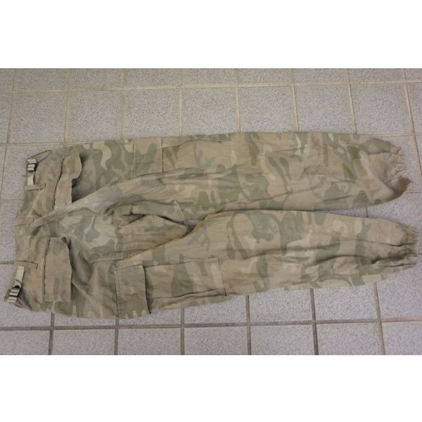 画像3: キプロス国家守備隊 陸軍迷彩上下セット+ブーニーハット (3)