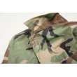 画像5: 米軍放出カスタム ウッドランド迷彩BDUジャケットSMALL-SHORT (5)
