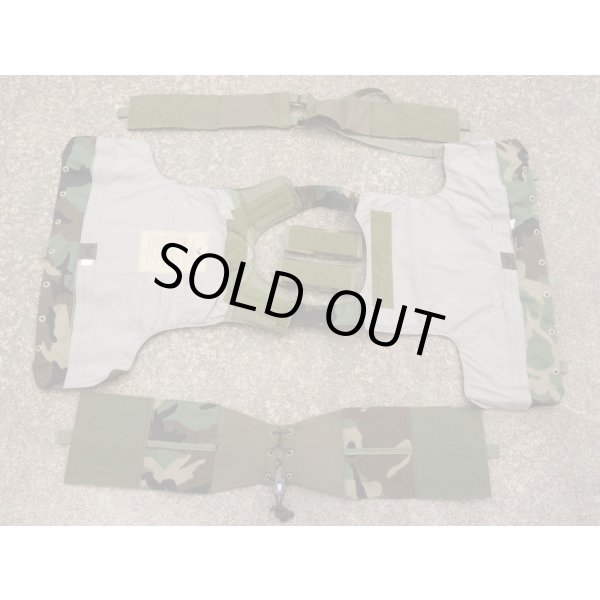 画像6: イーグルLEアーマーキャリアLARGEウッドランド迷彩 新品 (6)