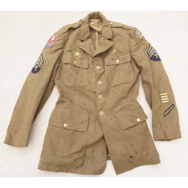 画像1: 第二次世界大戦 米軍 制服ジャケット第6軍4等技術兵パッチ付き (1)